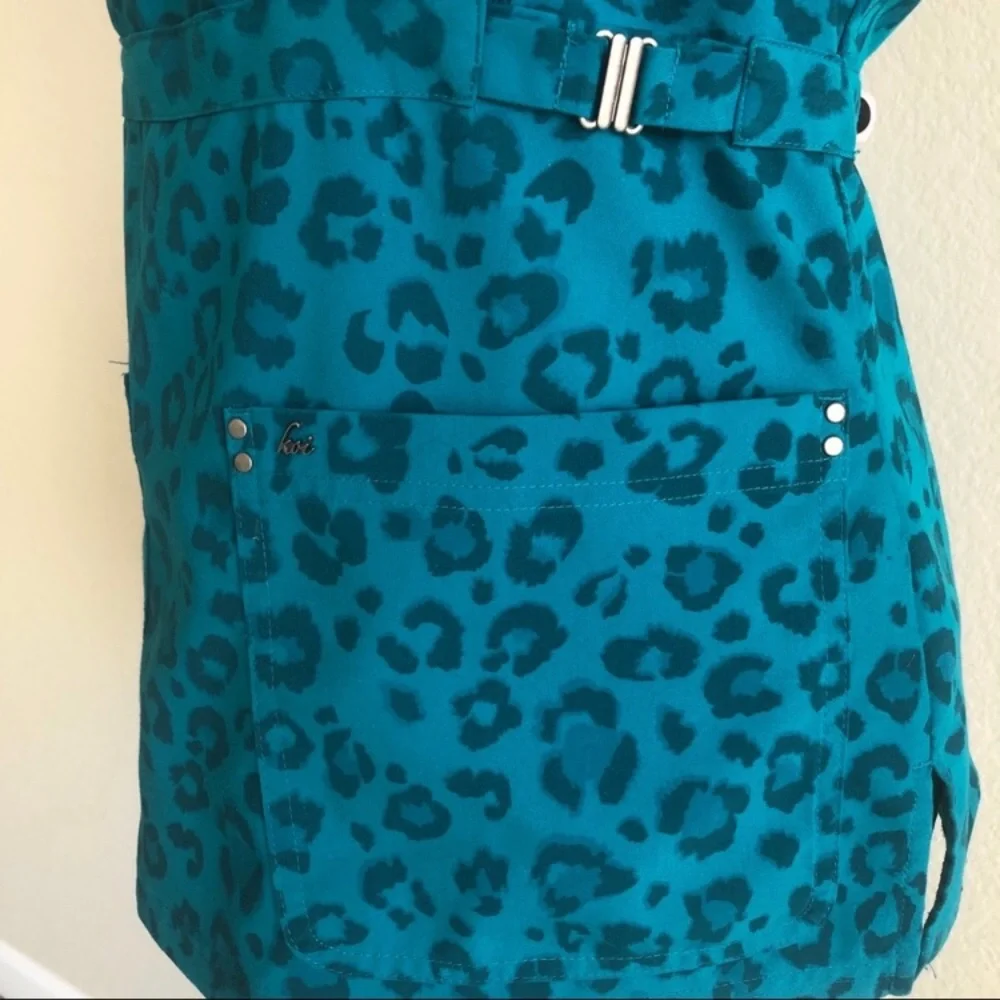 Koi Sapphire blue/gray animal print scrubs top. - Picture 3 of 7